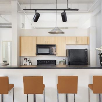Breakfast bar